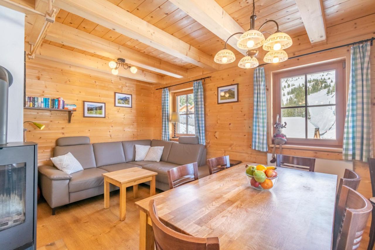 Vesely Svist Chalet Lachtal Eksteriør bilde