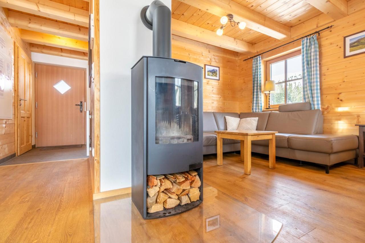 Vesely Svist Chalet Lachtal Eksteriør bilde